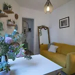 Superb Cosy And Bright Apt Near Sacre Coeur
